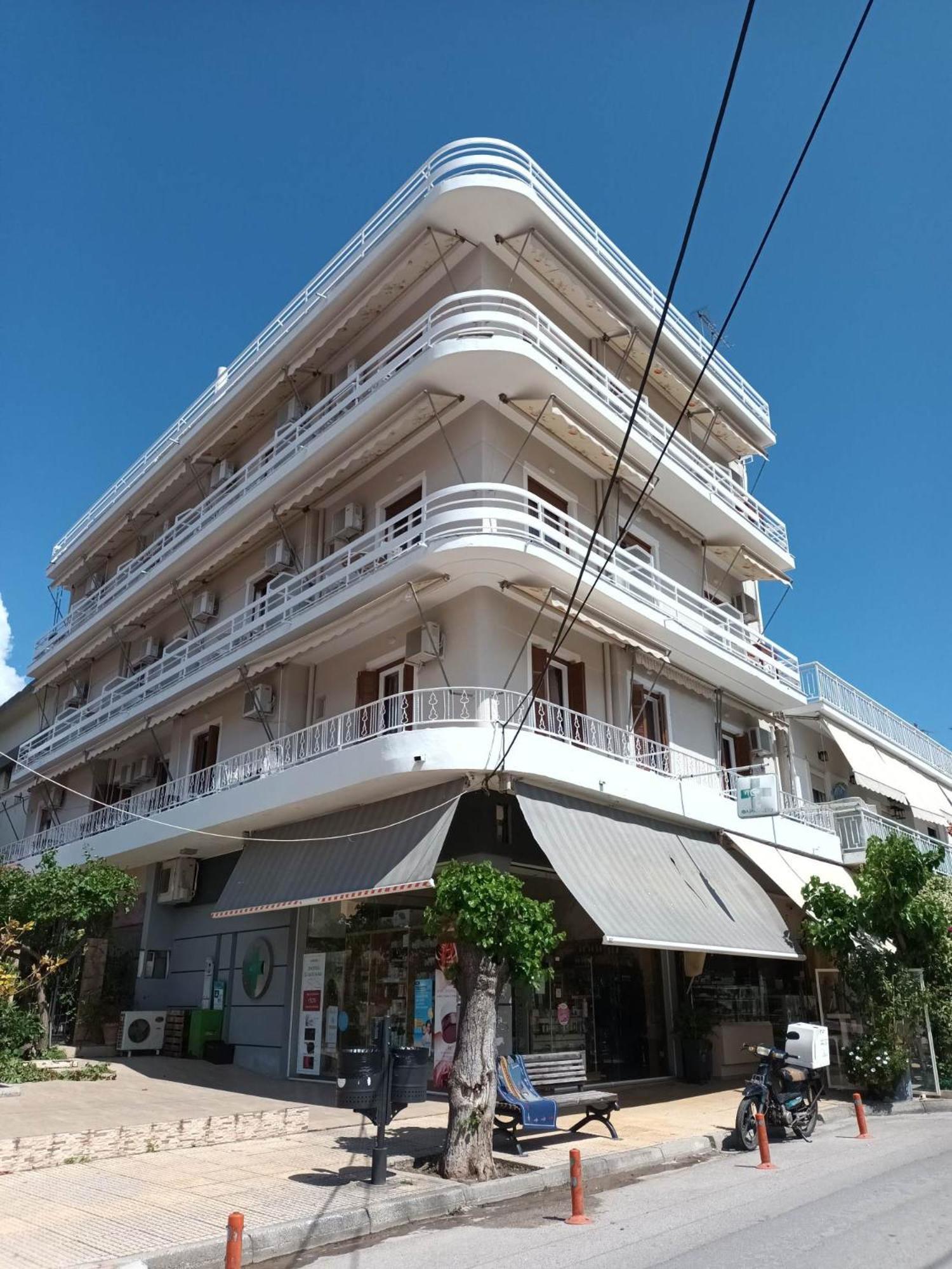 Saint George Hotel 卢特拉艾季普苏 外观 照片