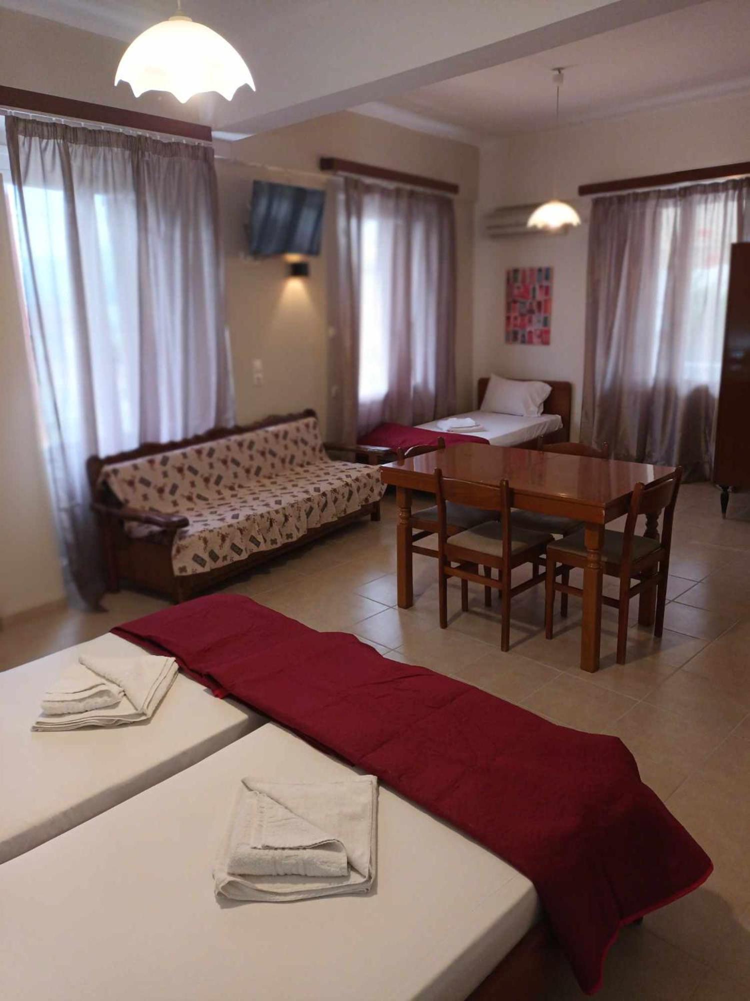 Saint George Hotel 卢特拉艾季普苏 外观 照片