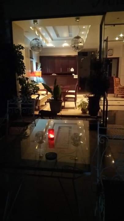 Saint George Hotel 卢特拉艾季普苏 外观 照片