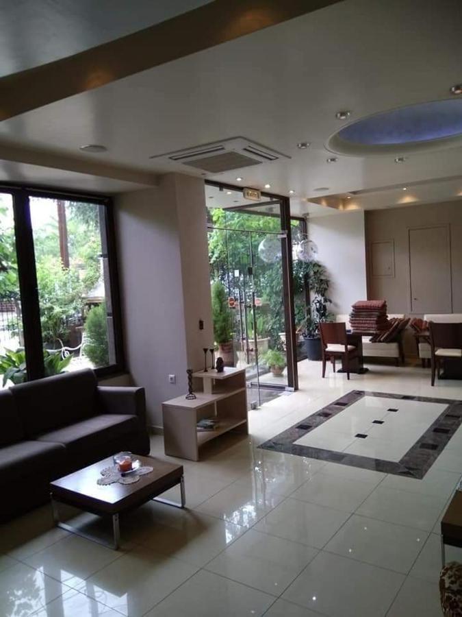 Saint George Hotel 卢特拉艾季普苏 外观 照片